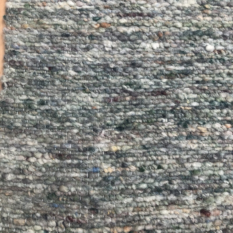 Gyapjú szőnyeg 70x200 cm - Szürke színben - közeli 2