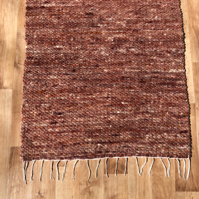 Gyapjú szőnyeg 70×200 cm – Terra színben - közeli