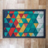 Festett gumis textil lábtörlő 40x60 cm - Háromszög mintával