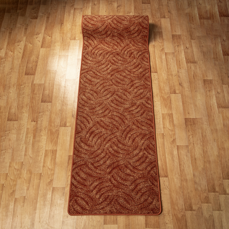 Szegett szőnyeg 70x300 cm - Terra színben karmolt mintával