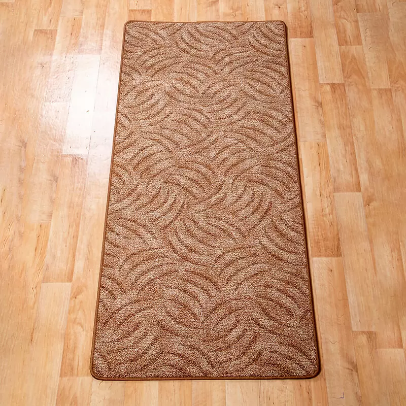 Szegett szőnyeg 70x150 cm - Barna színben karmolt mintával