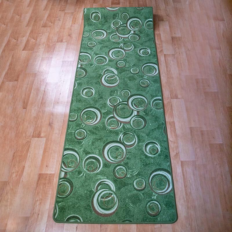 Szegett szőnyeg 70x250 cm - Zöld színben kör mintával