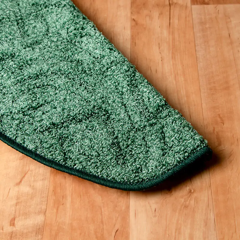 Lépcsőszőnyeg 65x24 cm - Zöld színben absztrakt mintával - sarok