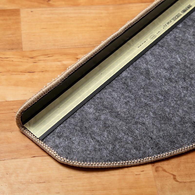 Lépcsőszőnyeg 65x24 cm - Beige színben vonal mintával - hátoldal2