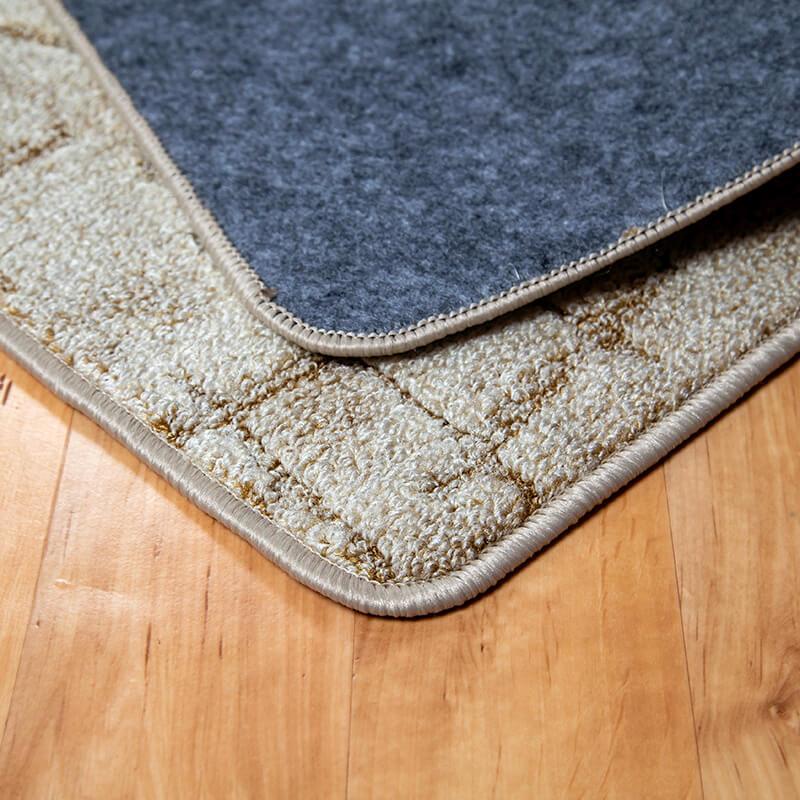 Szegett szőnyeg – Beige színben vonal mintával - hátoldal